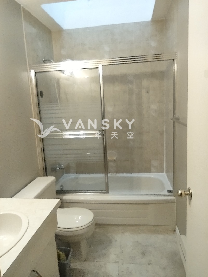 250602174236_洗手间 1.jpg